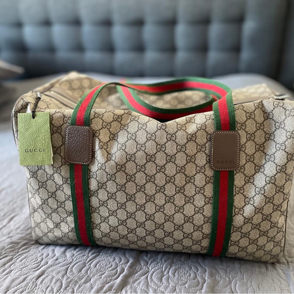 Authentic CG unisex medium duffel bag with web
